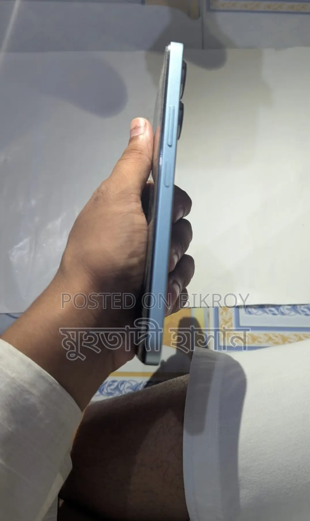 Xiaomi 13 . (Used)