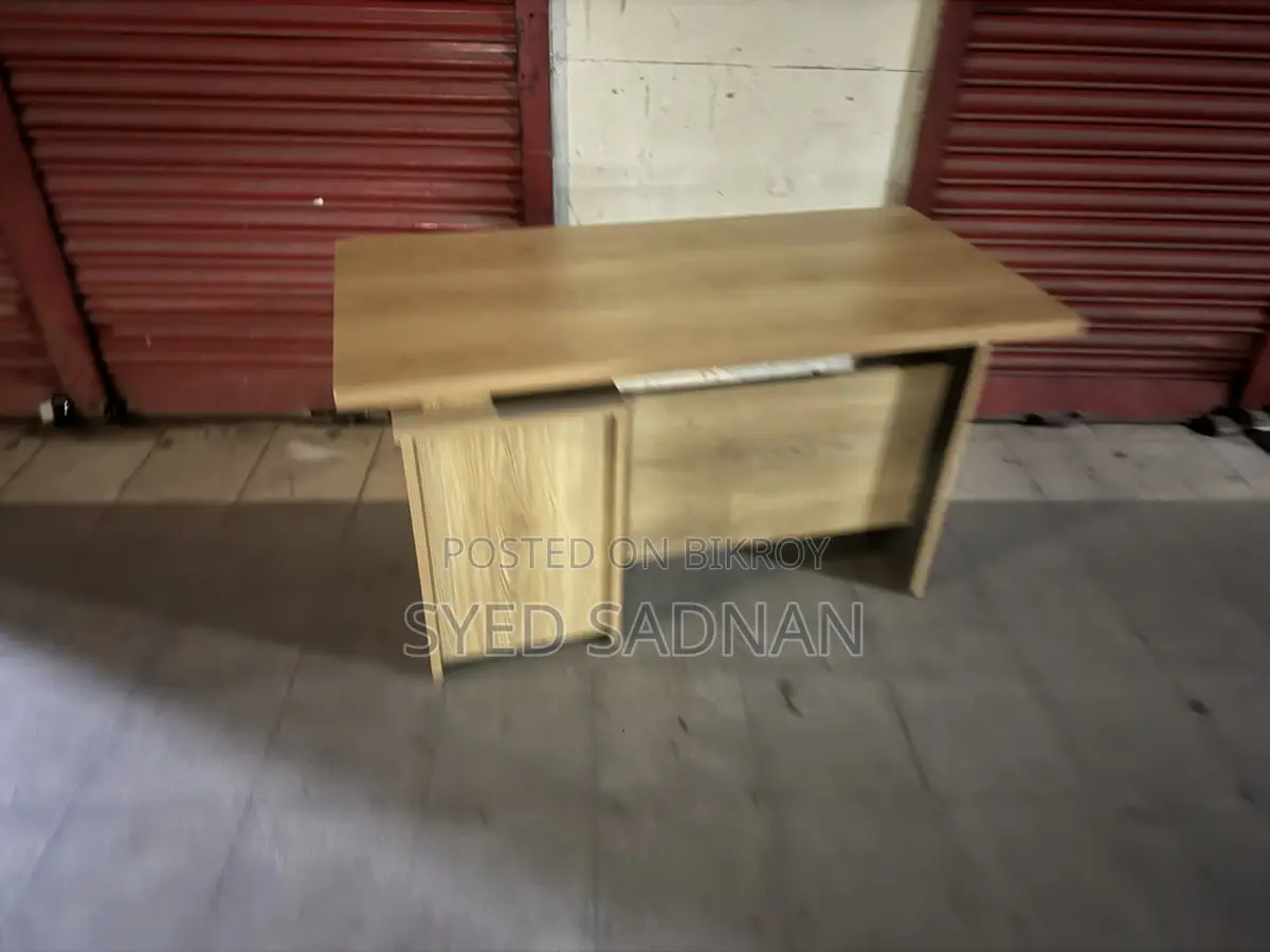 Office Boss Table for Sale