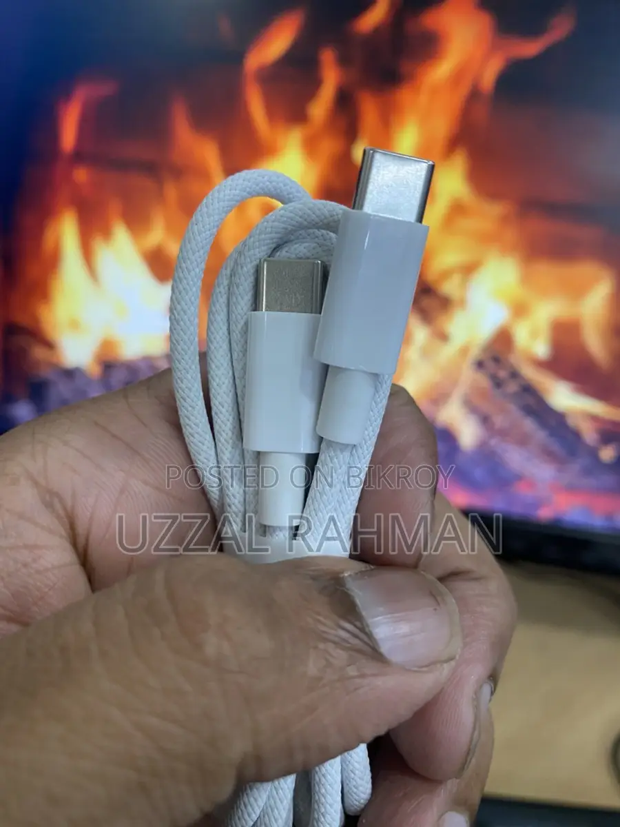 আইফোন ২০ ওয়াট ফাস্ট অ্যাডাপ্টার এবং টাইপ সি কেবল