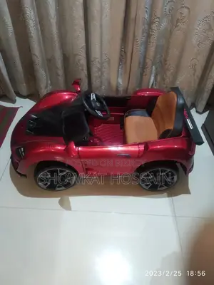 শিশুদের স্পোর্টস কার