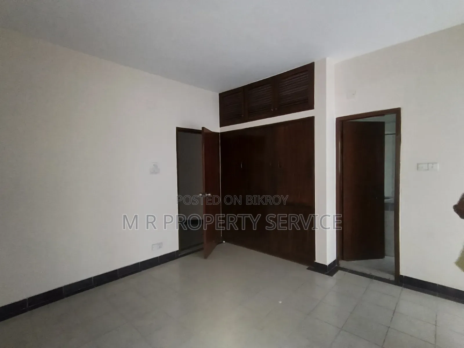Exclusive 1850 SFT Office Rent at Gulshan-2