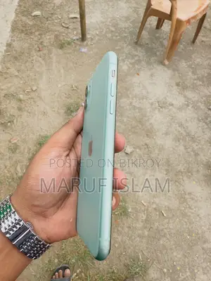 Apple iPhone 11 (USA) (Used)