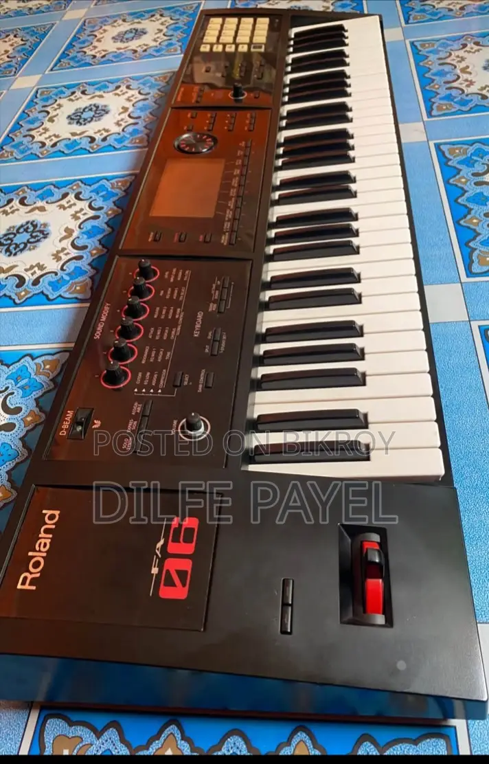 Keyboard Roland FA-06