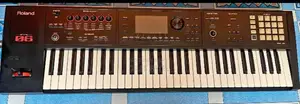 Keyboard Roland Fa06