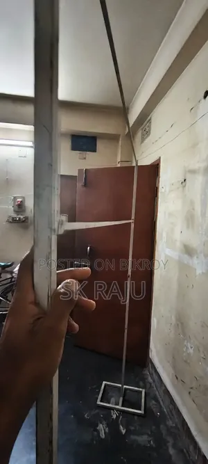 কাপড় রাখার স্ট্যান্ড