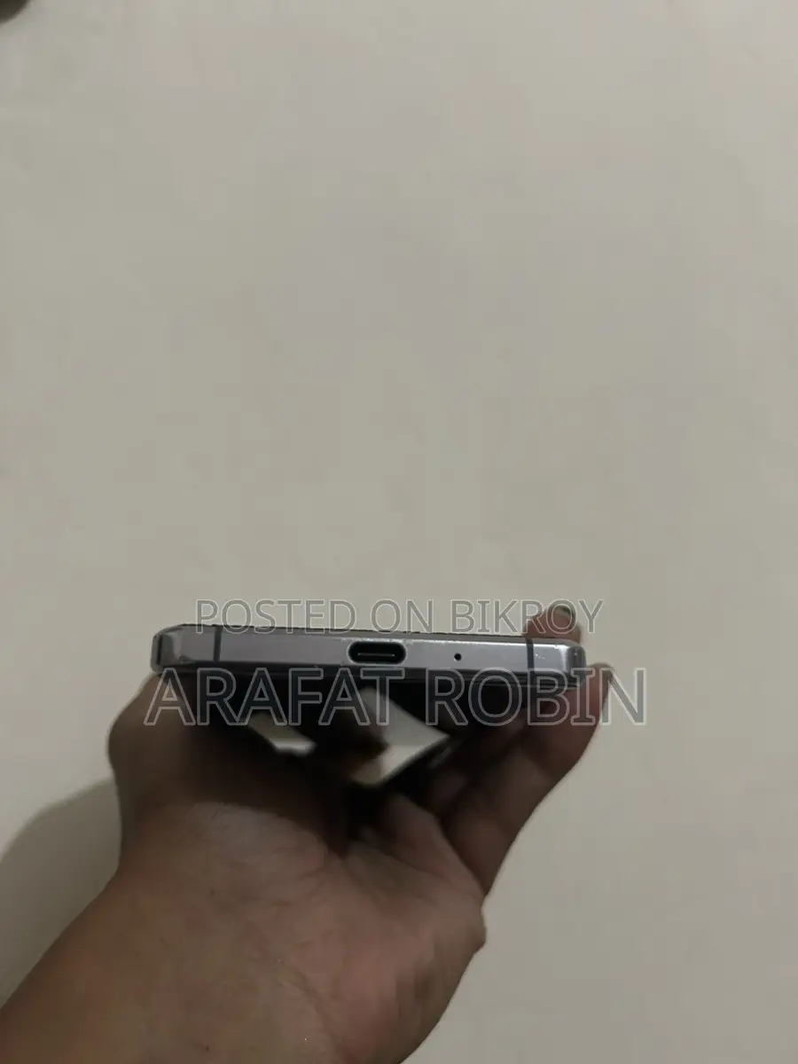 Sony Xperia 1 . (Used)