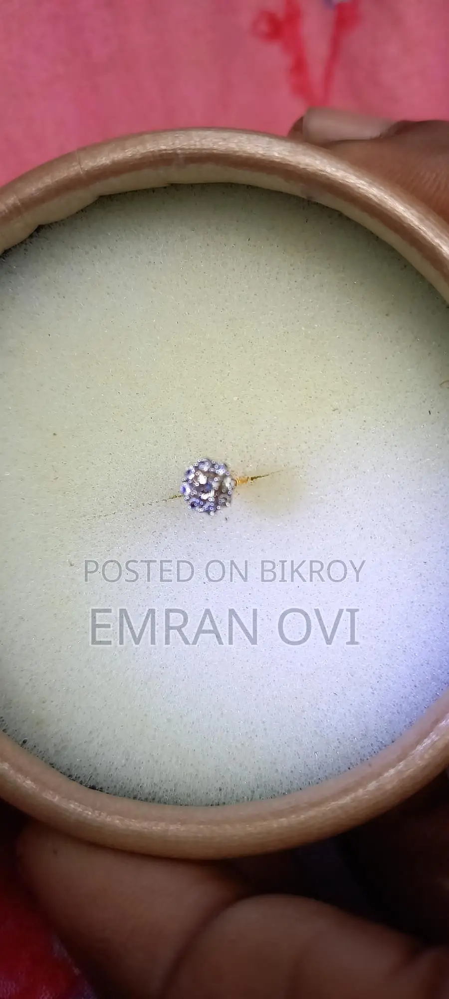 Diamond nose pin