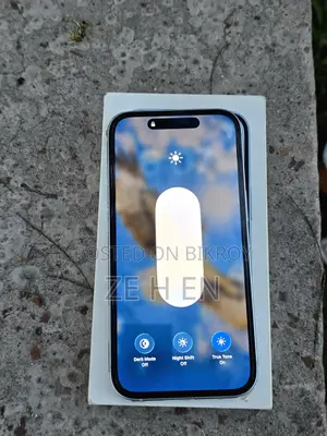 Apple iPhone 15 (Used)