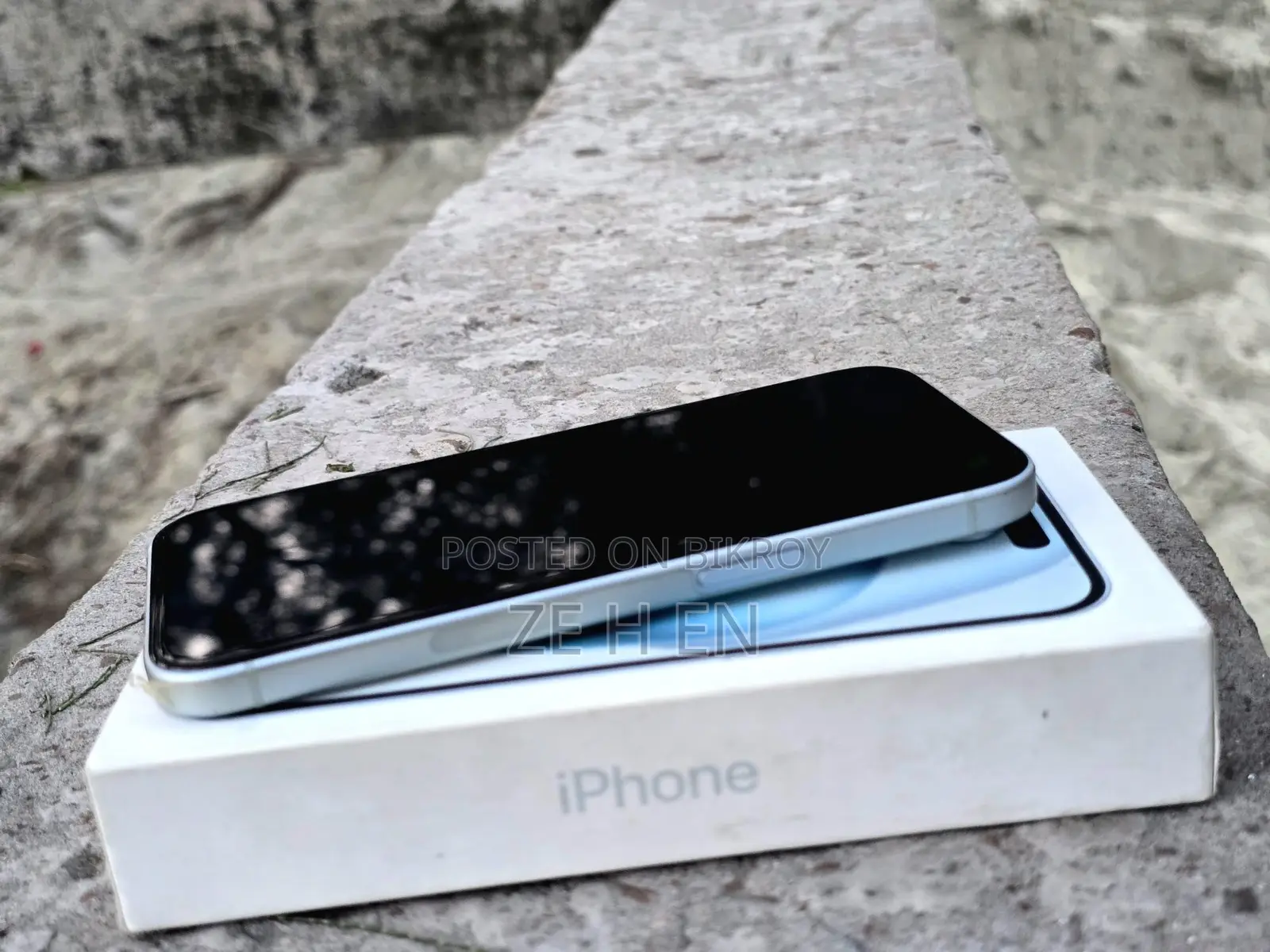 Apple iPhone 15 (Used)