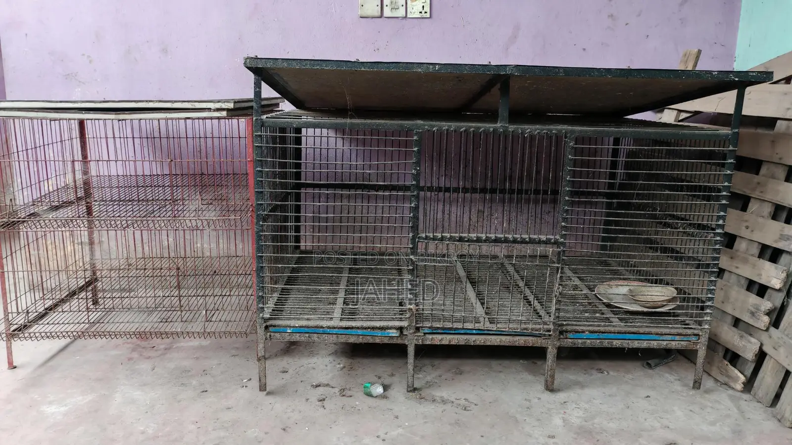 মুরগি ও কোয়েলের খাচা