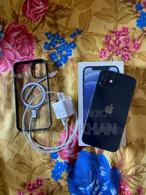 Apple iPhone 12 (Used)