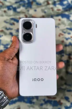 iQOO Neo 11 12 gp ram 256 rom (Used)
