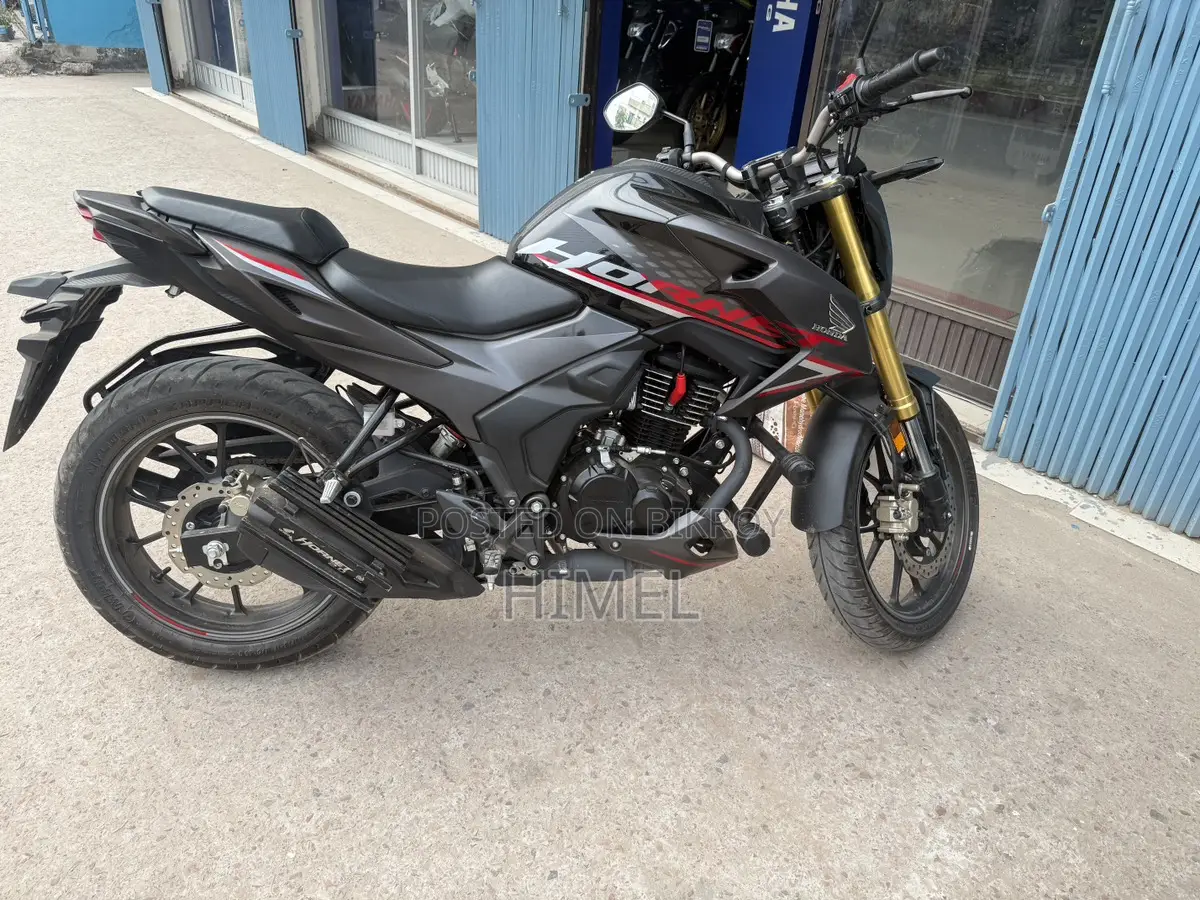 Honda Hornet 2.0 2025
