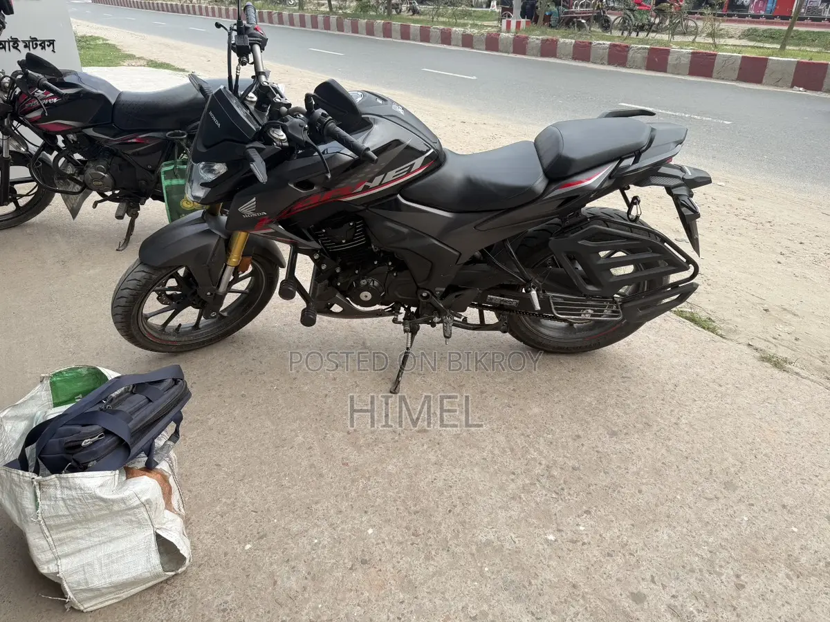 Honda Hornet 2.0 2025