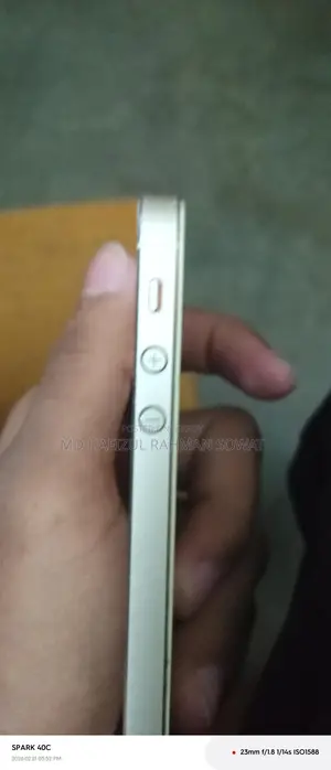 Apple iPhone 5 (Used)