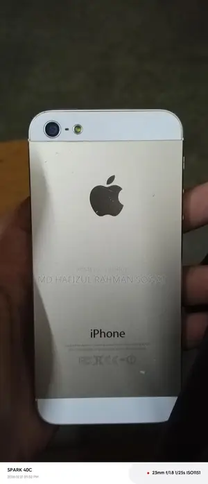 Apple iPhone 5 (Used)