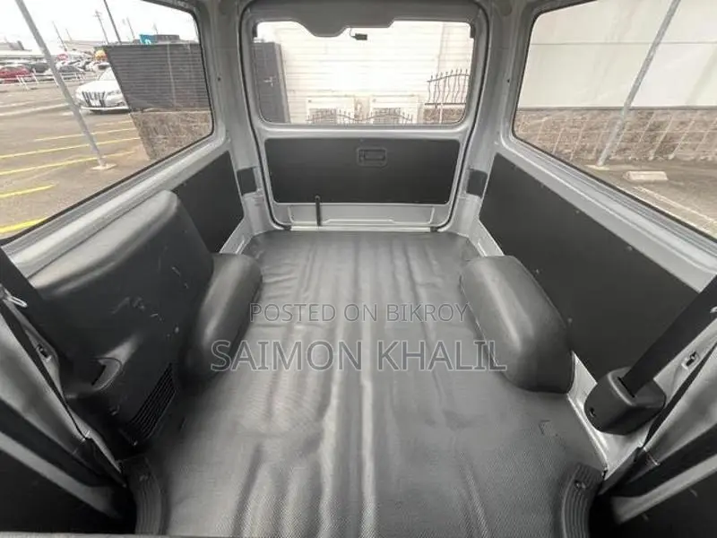 Toyota Hiace GL Dual AC 2020