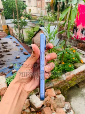 Apple iPhone 16 With box cash memo (Used)