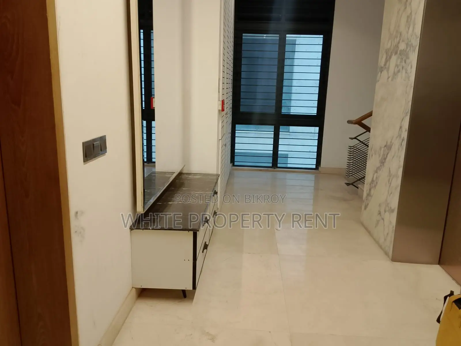 Luxurious Apartment Rent at Gulshan 1 Road 140