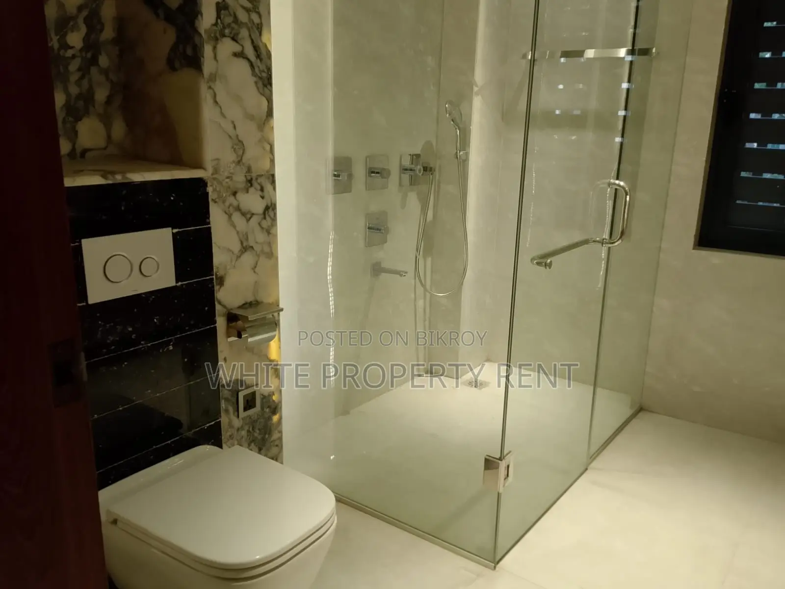 Luxurious Apartment Rent at Gulshan 1 Road 140