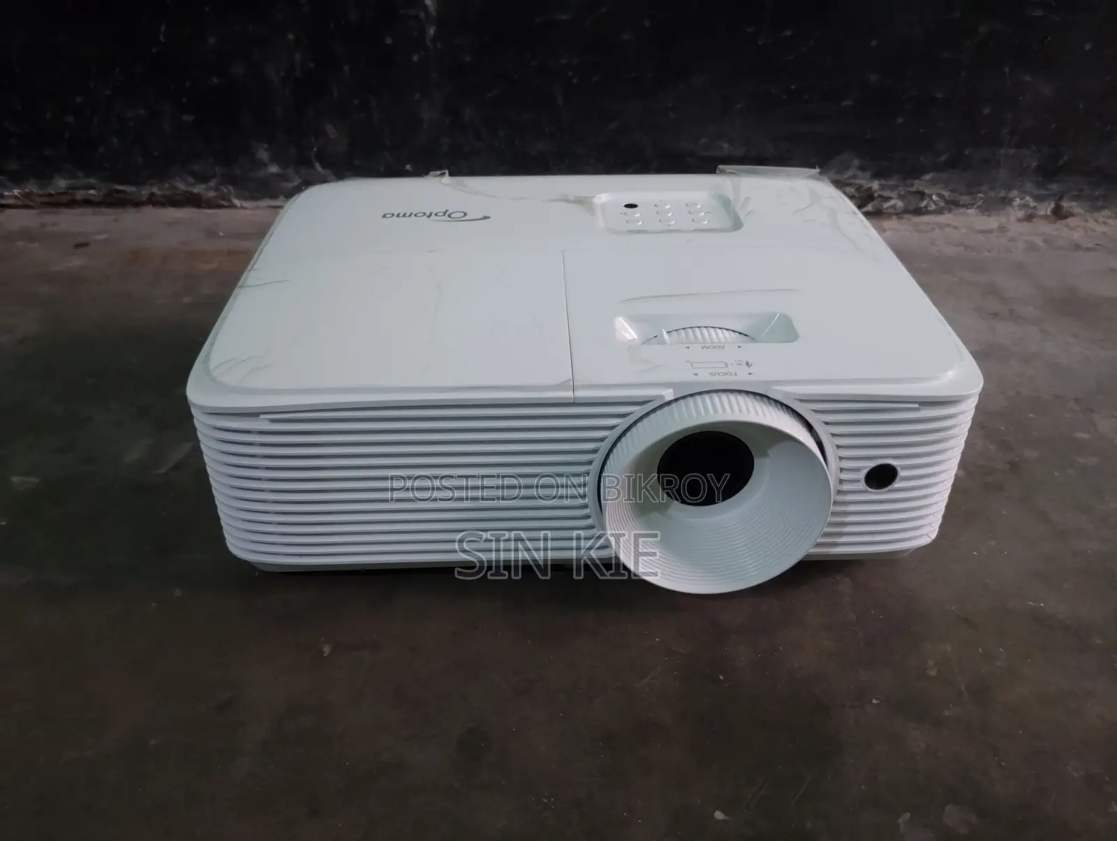 Optoma W412 Professional DLP Projector