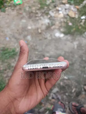 Apple iPhone 7 (ব্যবহৃত)