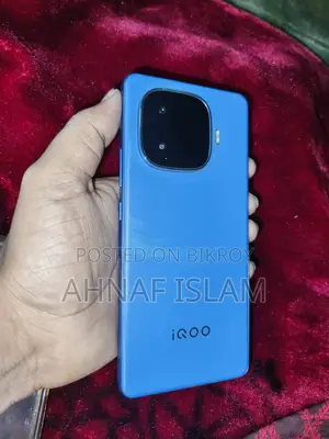 iQOO Z9 Turbo (Used)