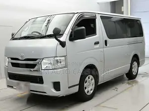 Toyota Hiace GL Silver 4 Point 2021