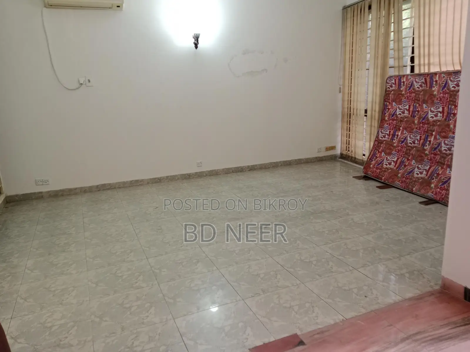 Duplex semi furnish apt rent in Gulshan