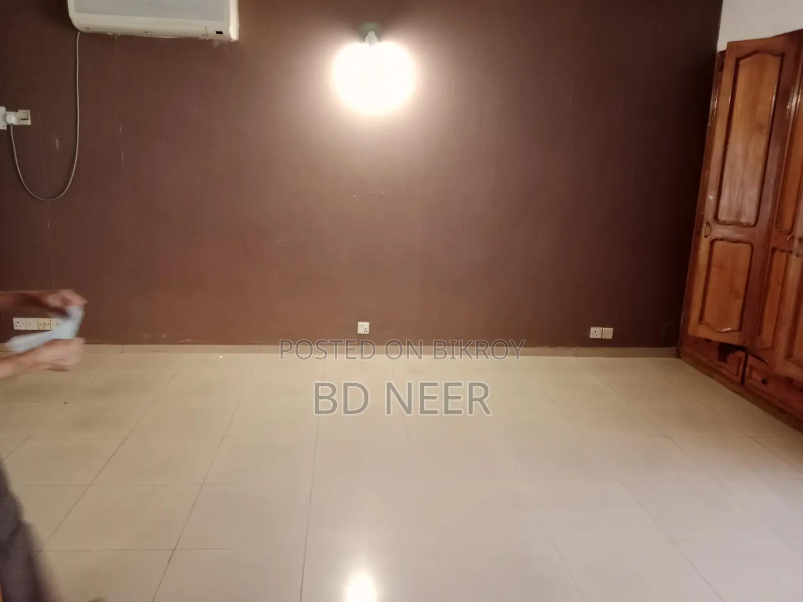 Duplex semi furnish apt rent in Gulshan