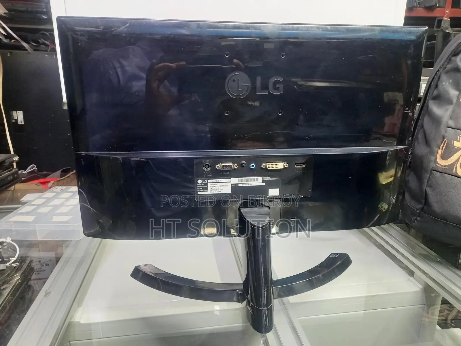 22-Inch Branded Monitor (LG / Dell / ASUS) – Crystal Clear Display!! All Ok