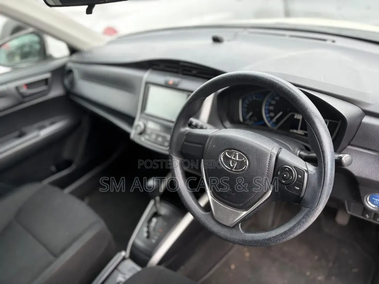 Toyota Fielder Hybrid EX White 2021