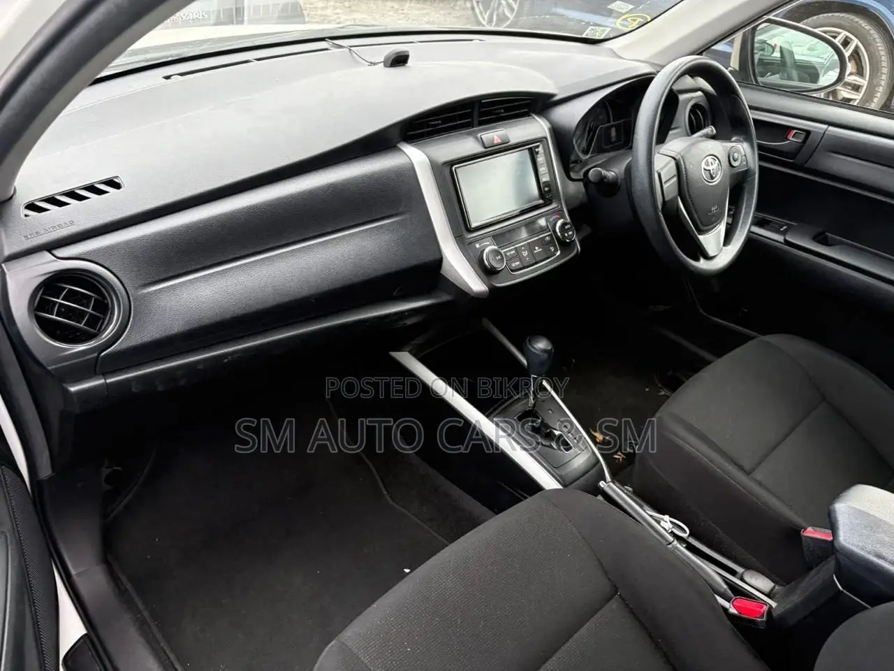Toyota Fielder Hybrid EX White 2021