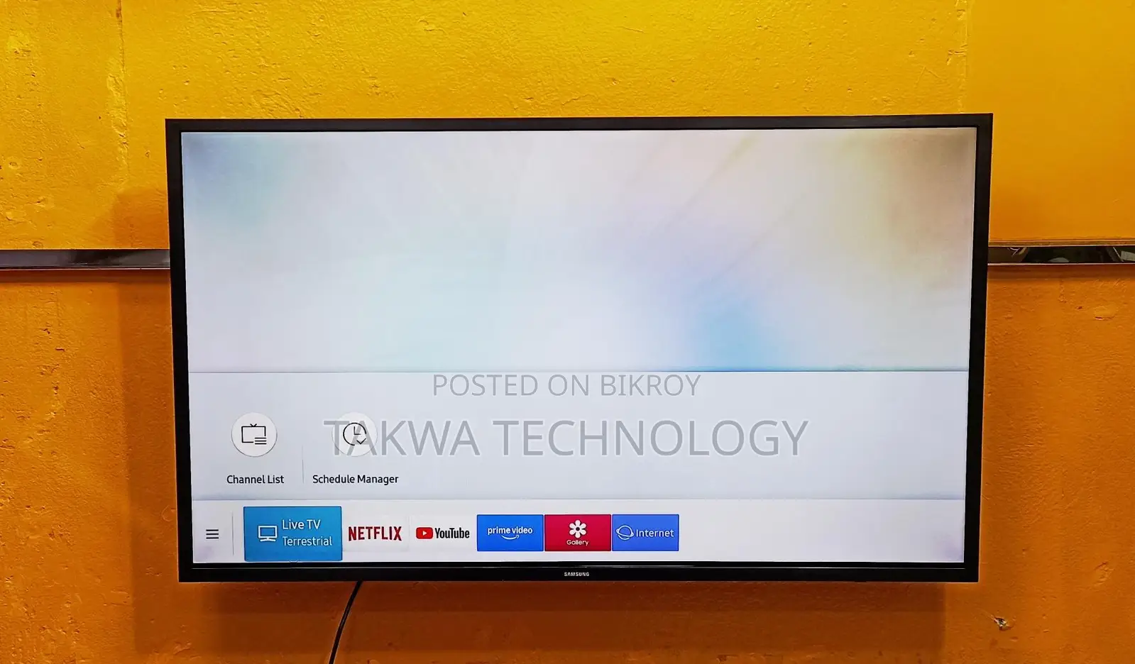 Samsung 43 Inch Smart Crystal Color Resolution TV Dolby Audio Sound
