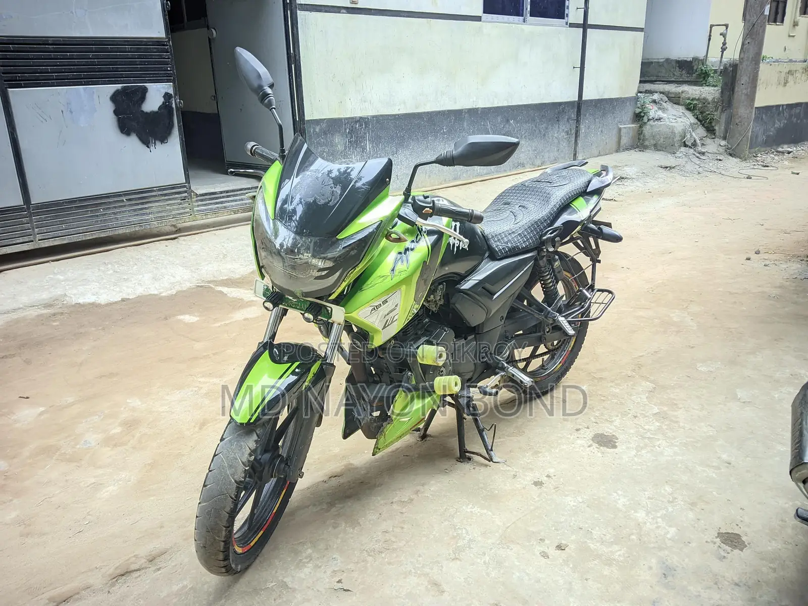 TVS Apache RTR . 2014