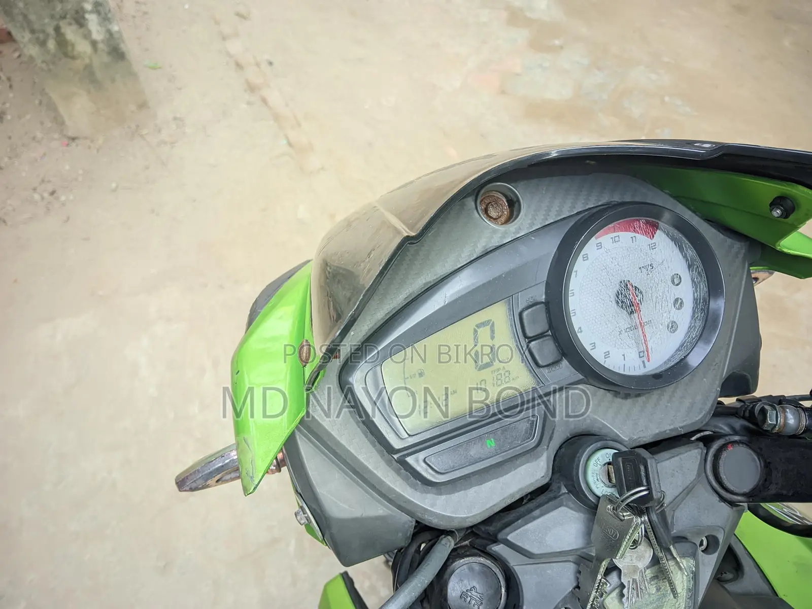 TVS Apache RTR . 2014