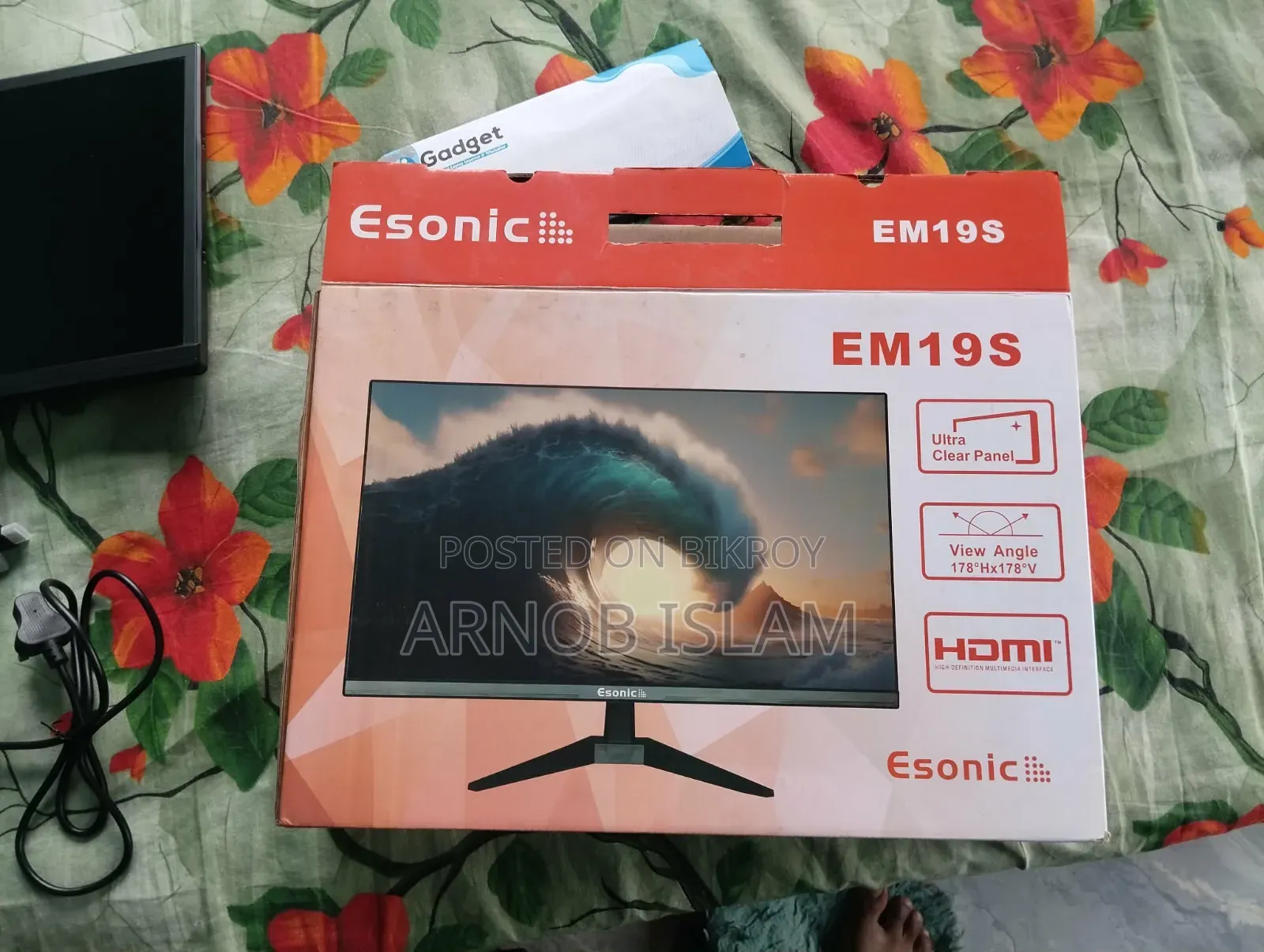 Esonic Em19s Monitor