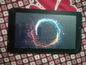 ট্যাবলেট ৩২ জিবি কালো