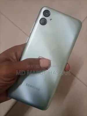 Samsung Galaxy M05 4+4/64 50mp (Used)