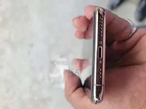 Apple iPhone 11 Pro (Used)