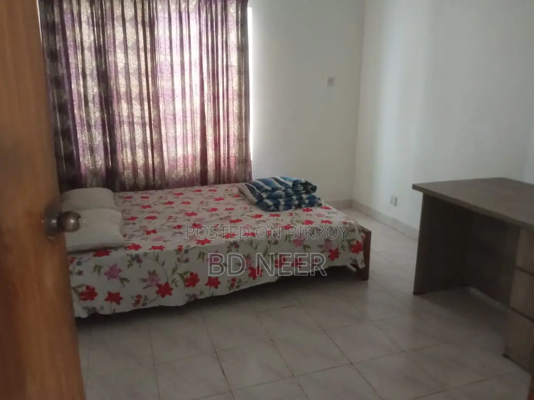so good fully furnish 3 Bed room apt rent in Gulshan