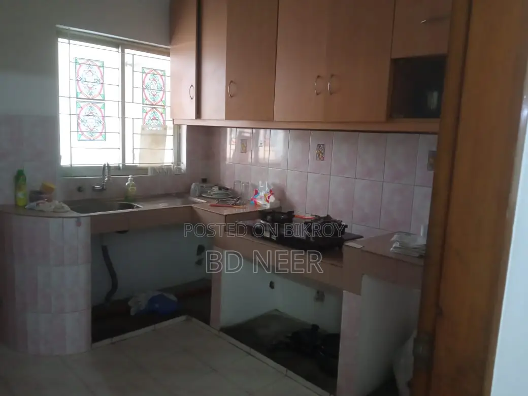 so good fully furnish 3 Bed room apt rent in Gulshan