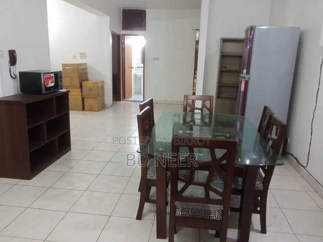 so good fully furnish 3 Bed room apt rent in Gulshan