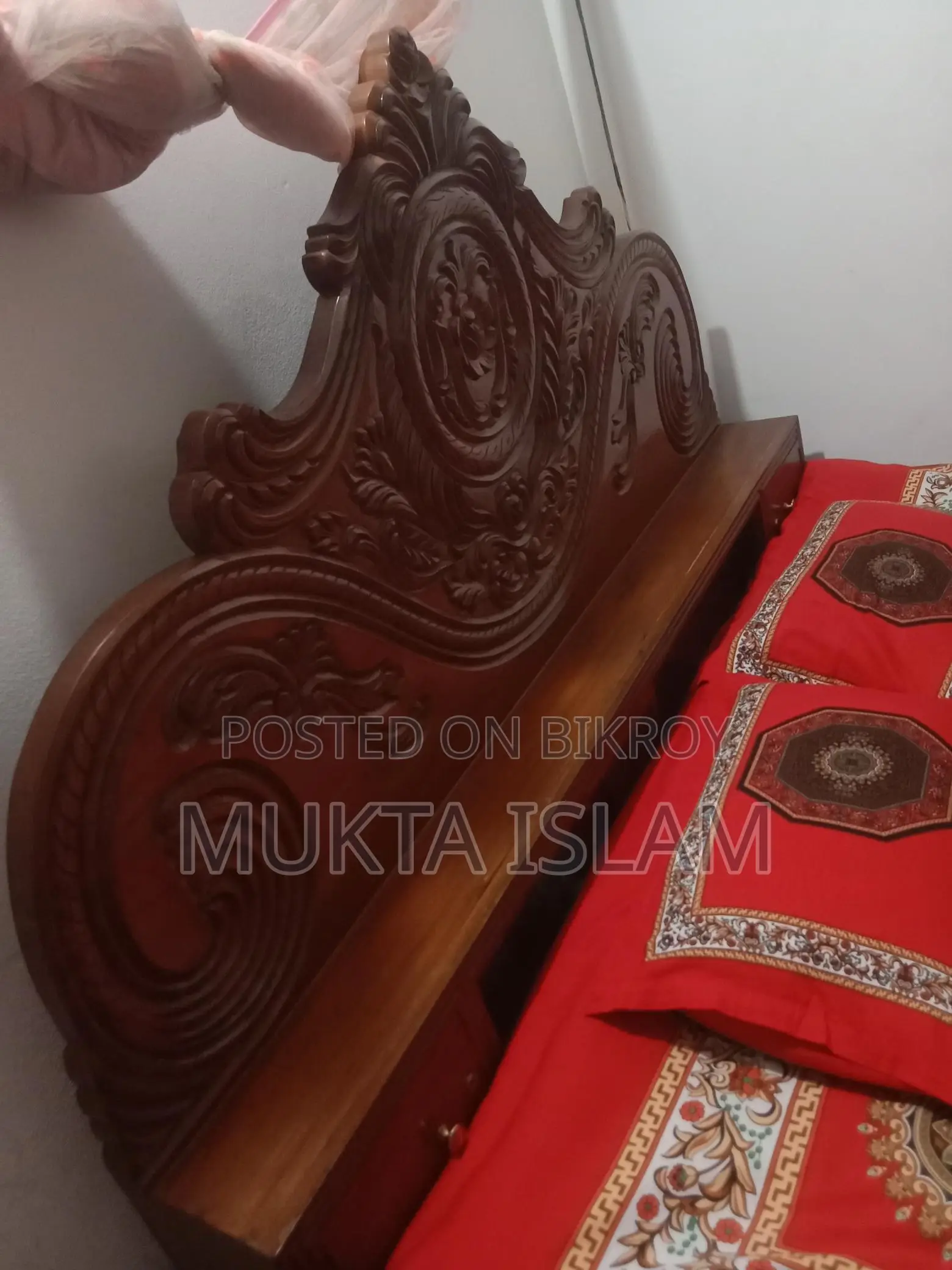 Original Mahogany Wood Bed