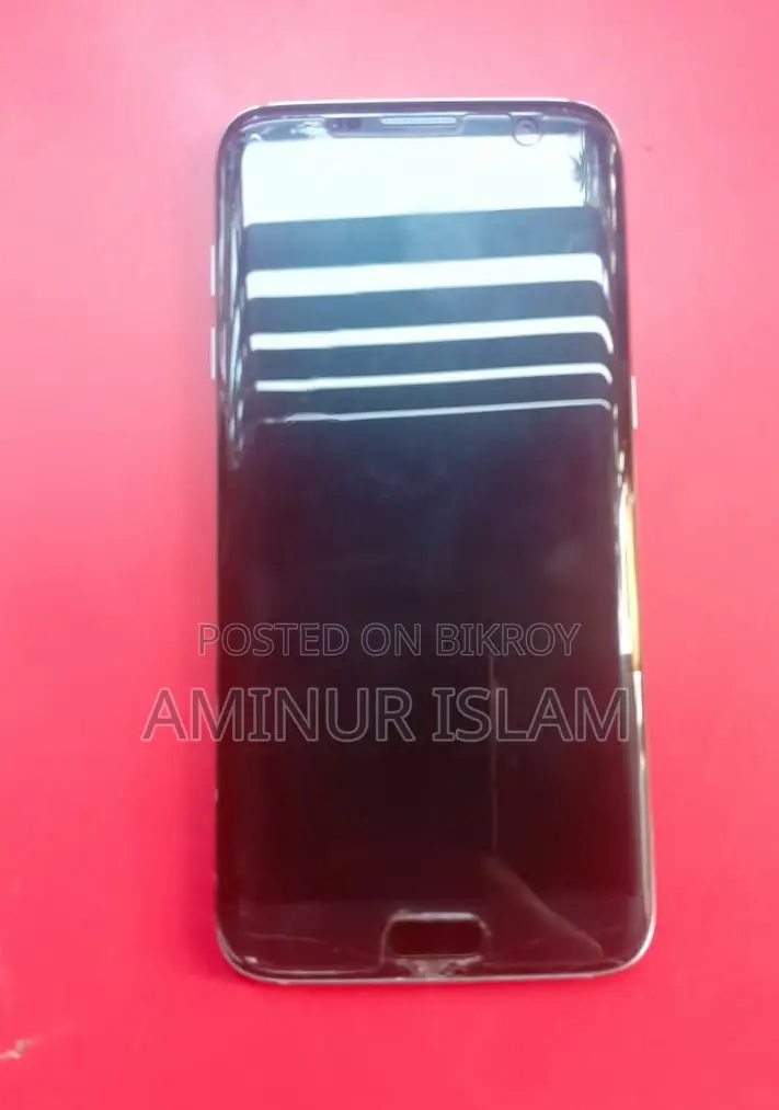 Samsung Galaxy S7 Edge . (Used)
