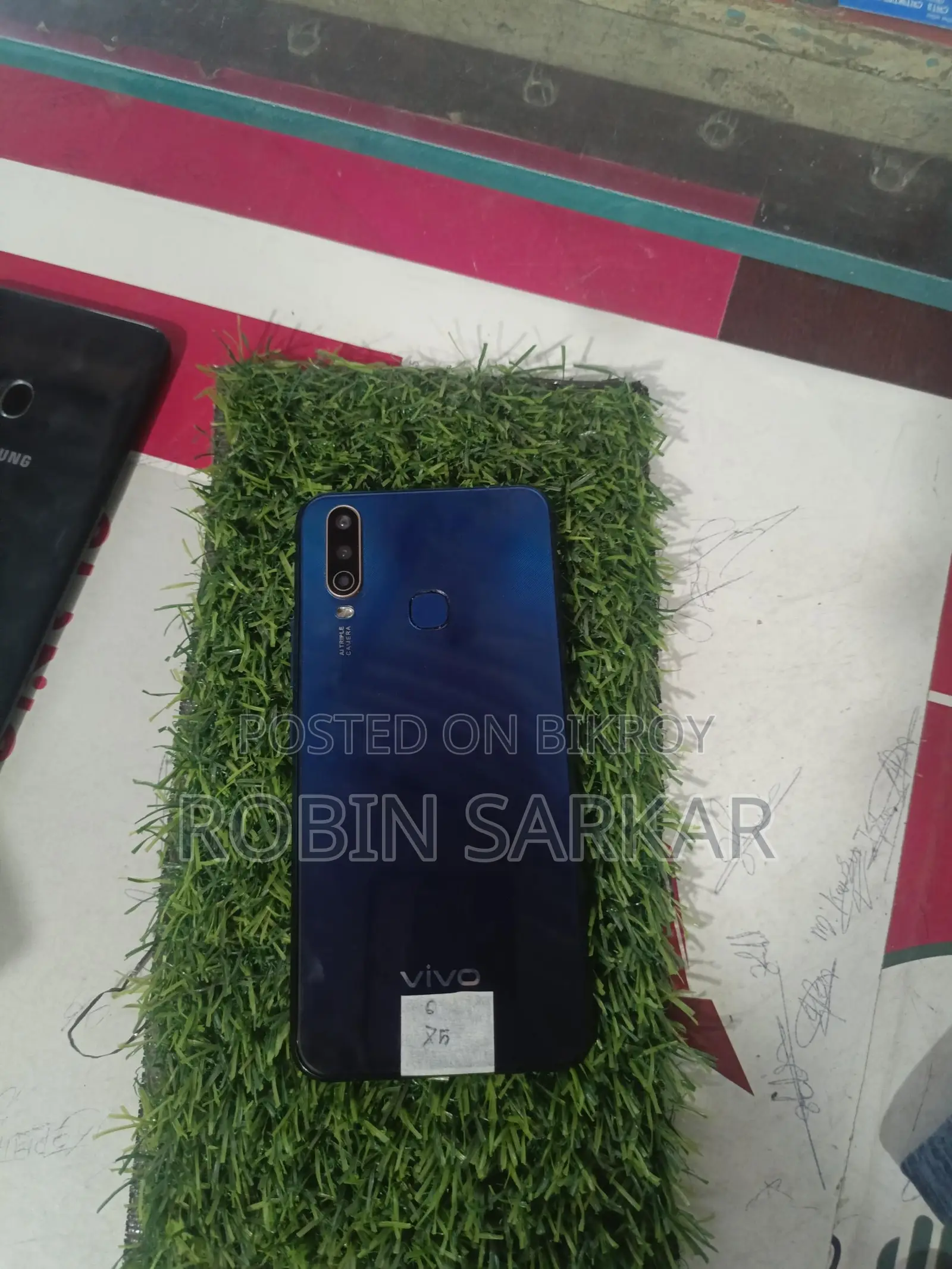 Vivo Y17 128 GB Blue