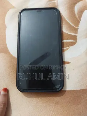 Apple iPhone 11 (Used)