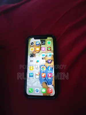 Apple iPhone 11 (Used)