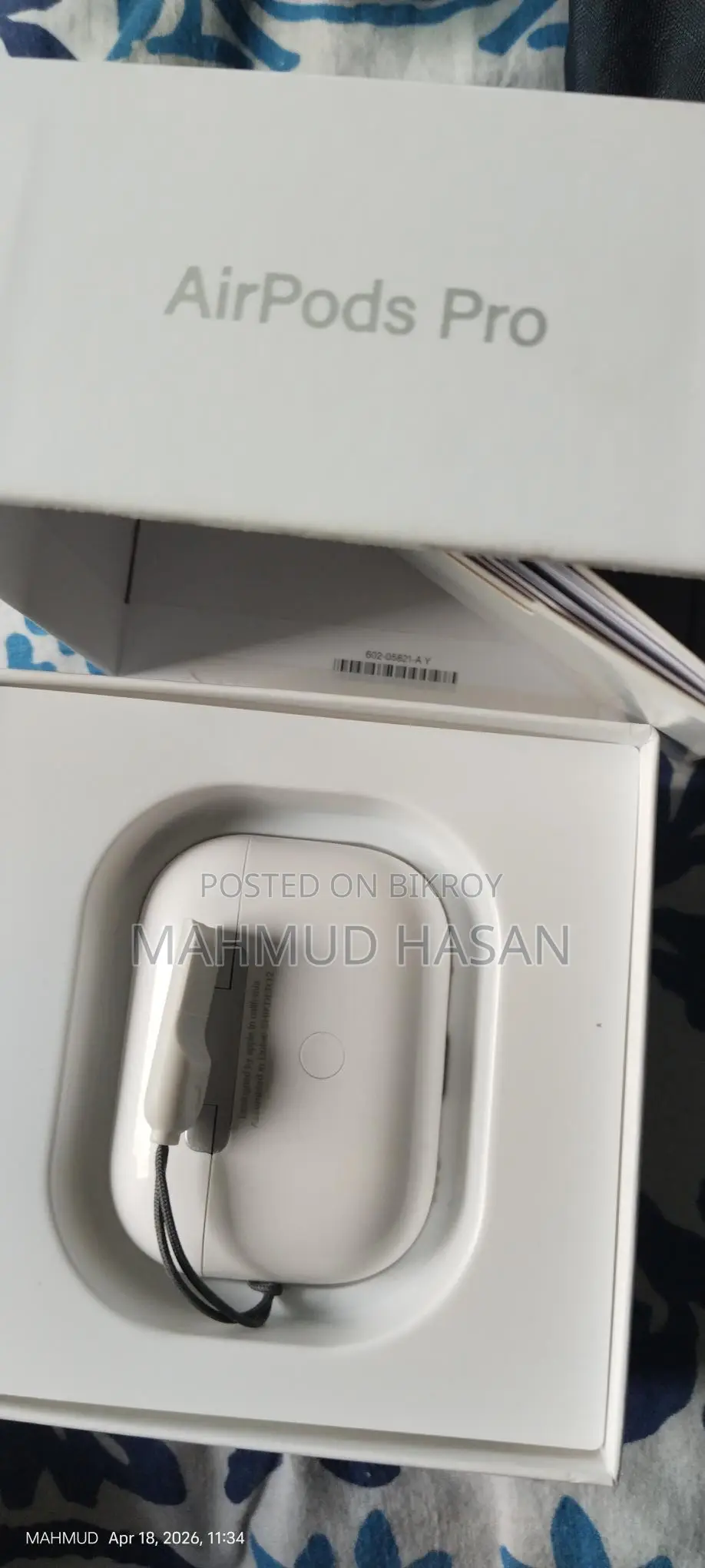 Apple iPhone 14 Pro Air Buds Brand New