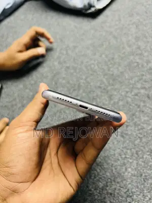 Apple iPhone 11 (128GB) White (Used)